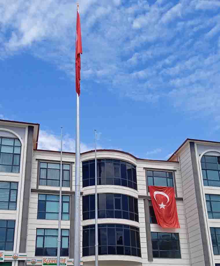 Kale Belediyesi Galvaniz Bayrak Direği