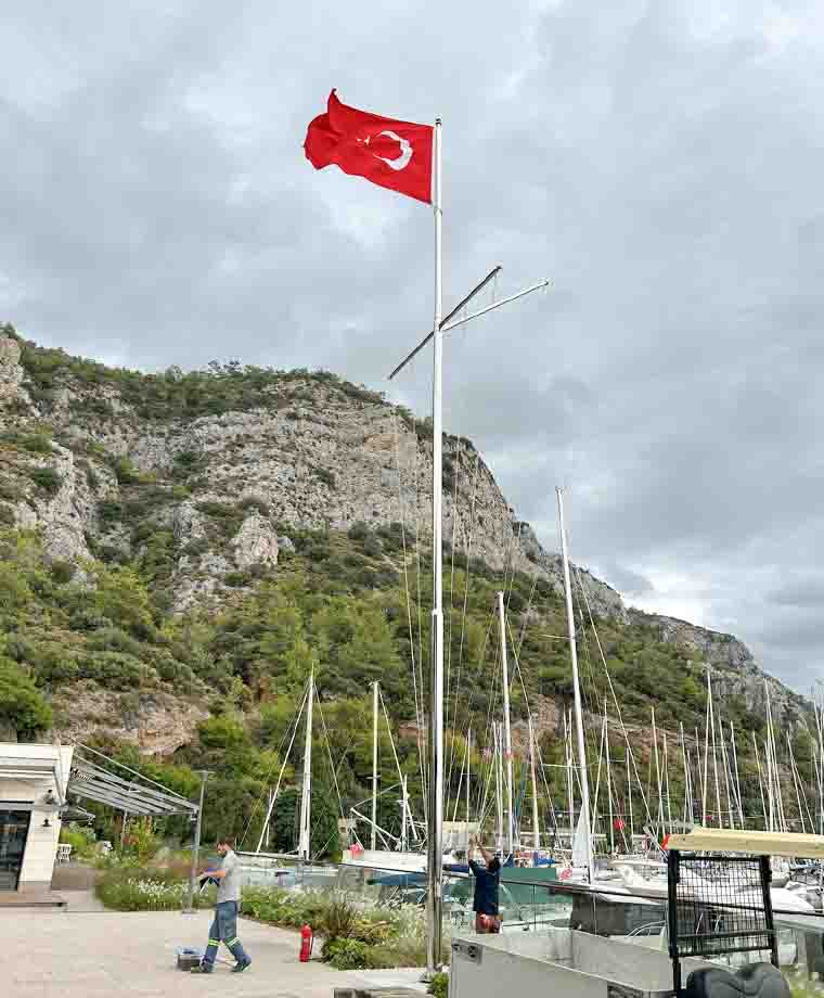 Gökova Marinası Paslanmaz Bayrak Direği