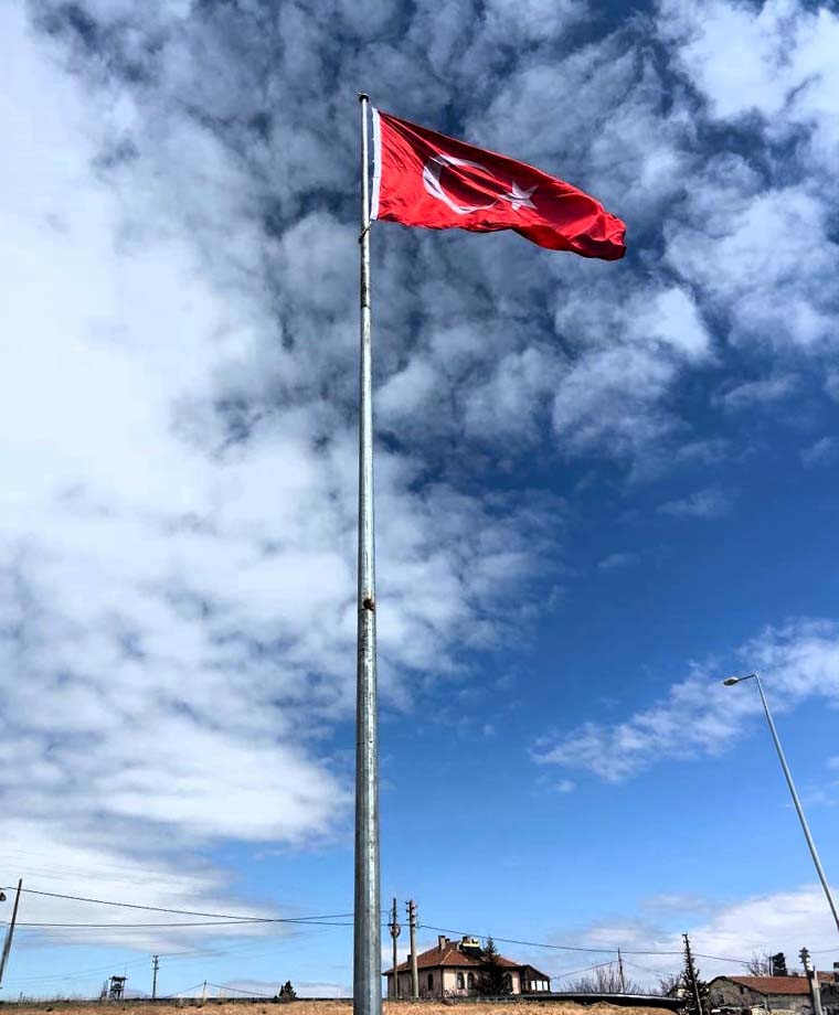 Bünyan Belediyesi Galvaniz Bayrak Direği