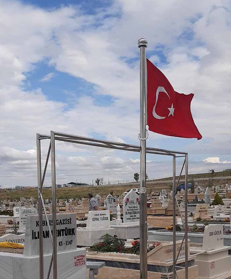 Çimşit Mezarlık-Şehitlik Galvaniz Bayrak Direği