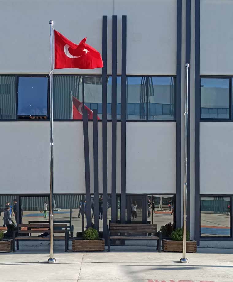ABC Okulları Paslanmaz Bayrak Direği