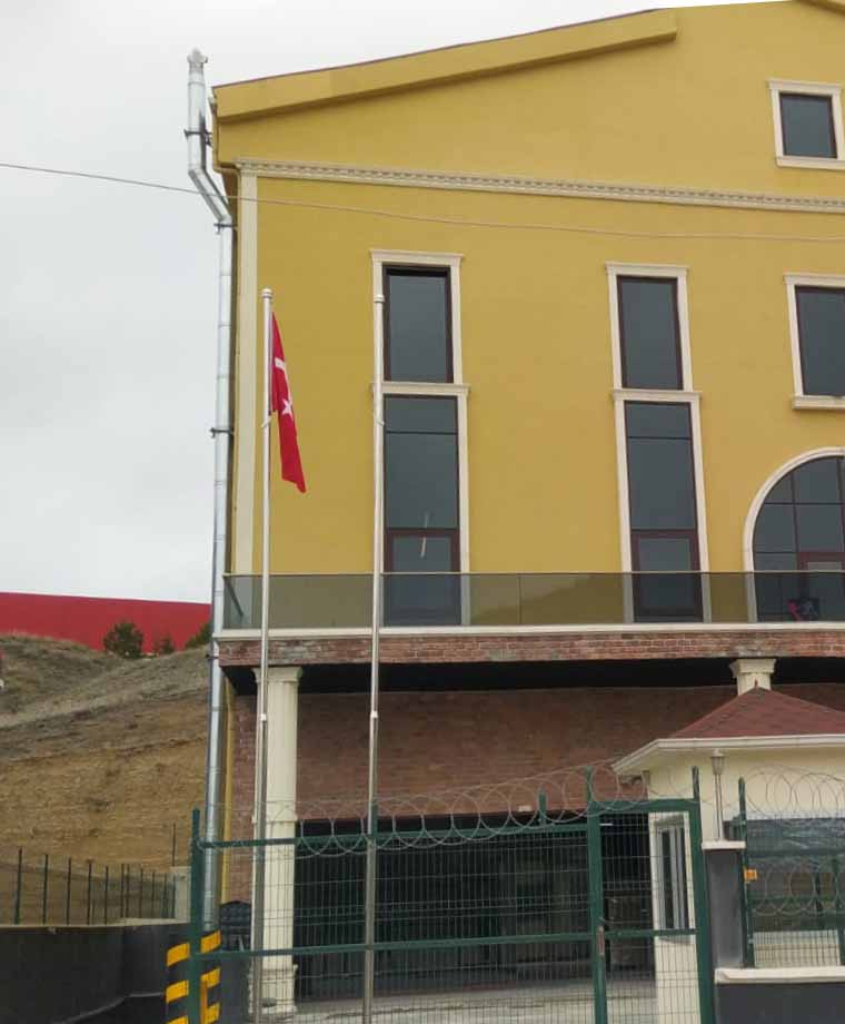 Kazan Aya Laboratuvar Paslanmaz Bayrak Direği