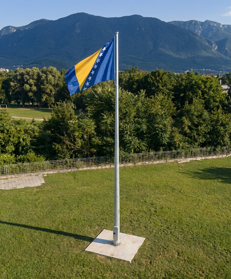 Bosna Hersek Motorlu Bayrak Direği
